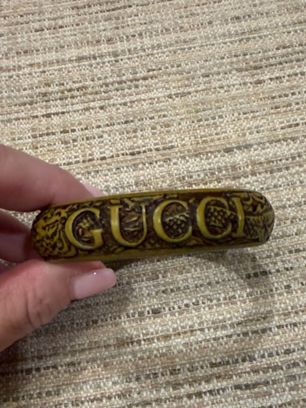 Authentic GUCCI Aged Green CHINESE DRAGON Carved Resin Bangle Bracelet